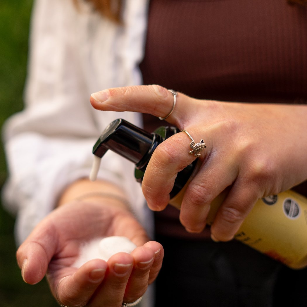 Foaming Honey Cleanser